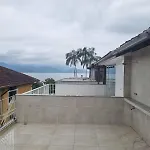 Apartamento Triplex Na Praia De Itagua